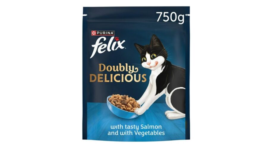 Felix Doubly Delicious Salmon and Vegetables 750g